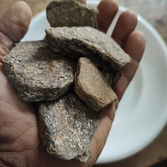 100g flat Schist rock with mica, lepidolite, fools gold, sand with fools gold, gravels with fools gold